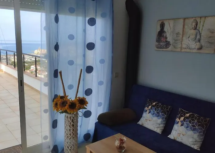 The Sunlight Bed and Breakfast 4*