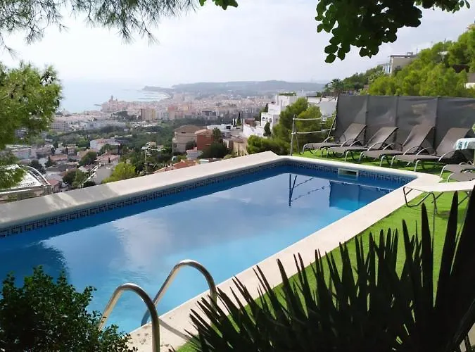 The Sunlight Bed and Breakfast Σίτζες