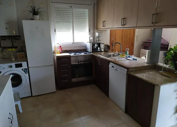 The Sunlight Bed and Breakfast Σίτζες
